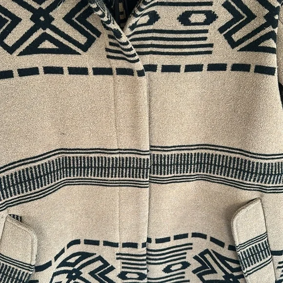 BB Dakota Chic Tan Coat with Faux Fur Hood - Picture 3 of 8